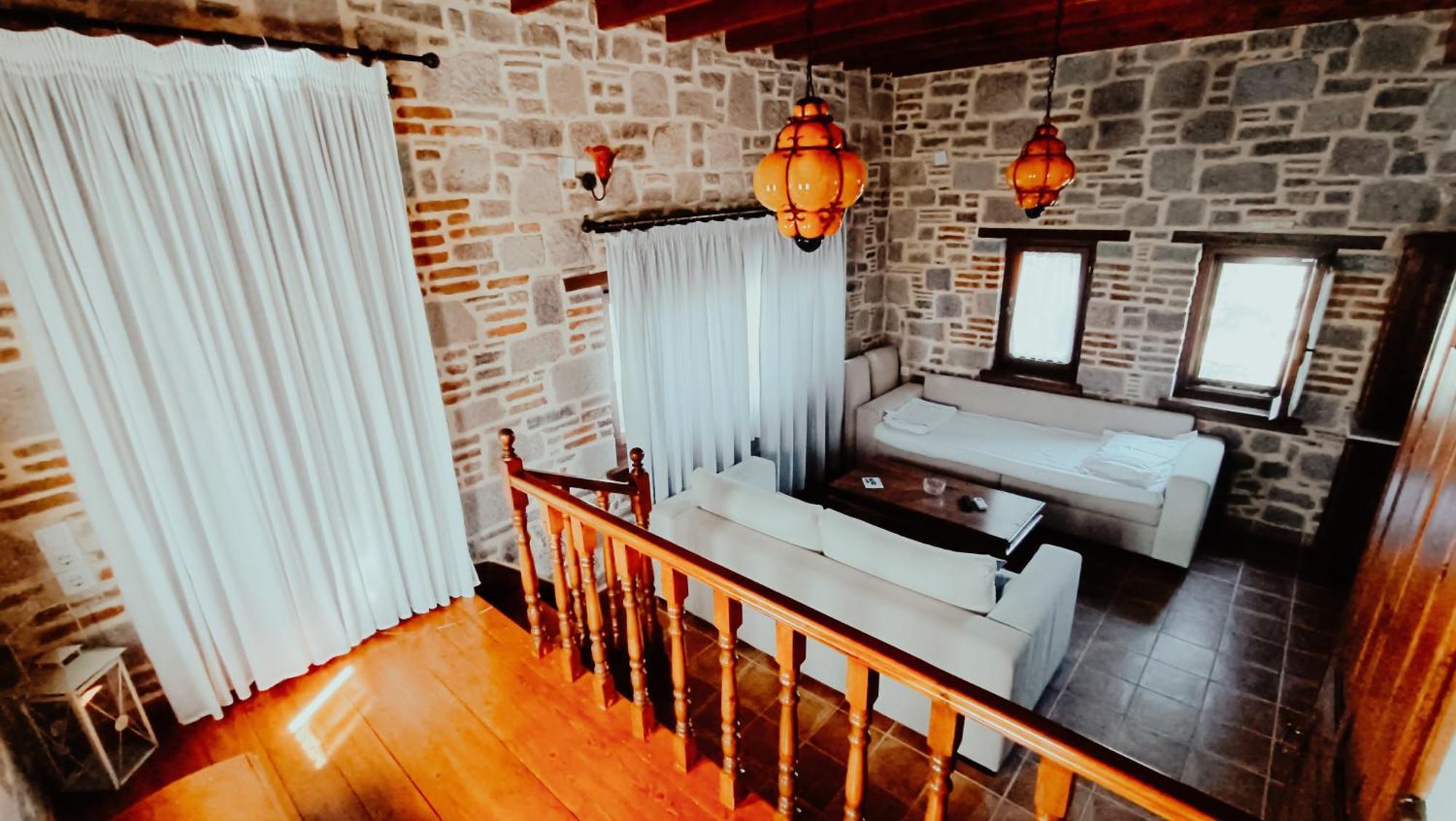 Lesvos Tower House Komninos Sígrion Extérieur photo