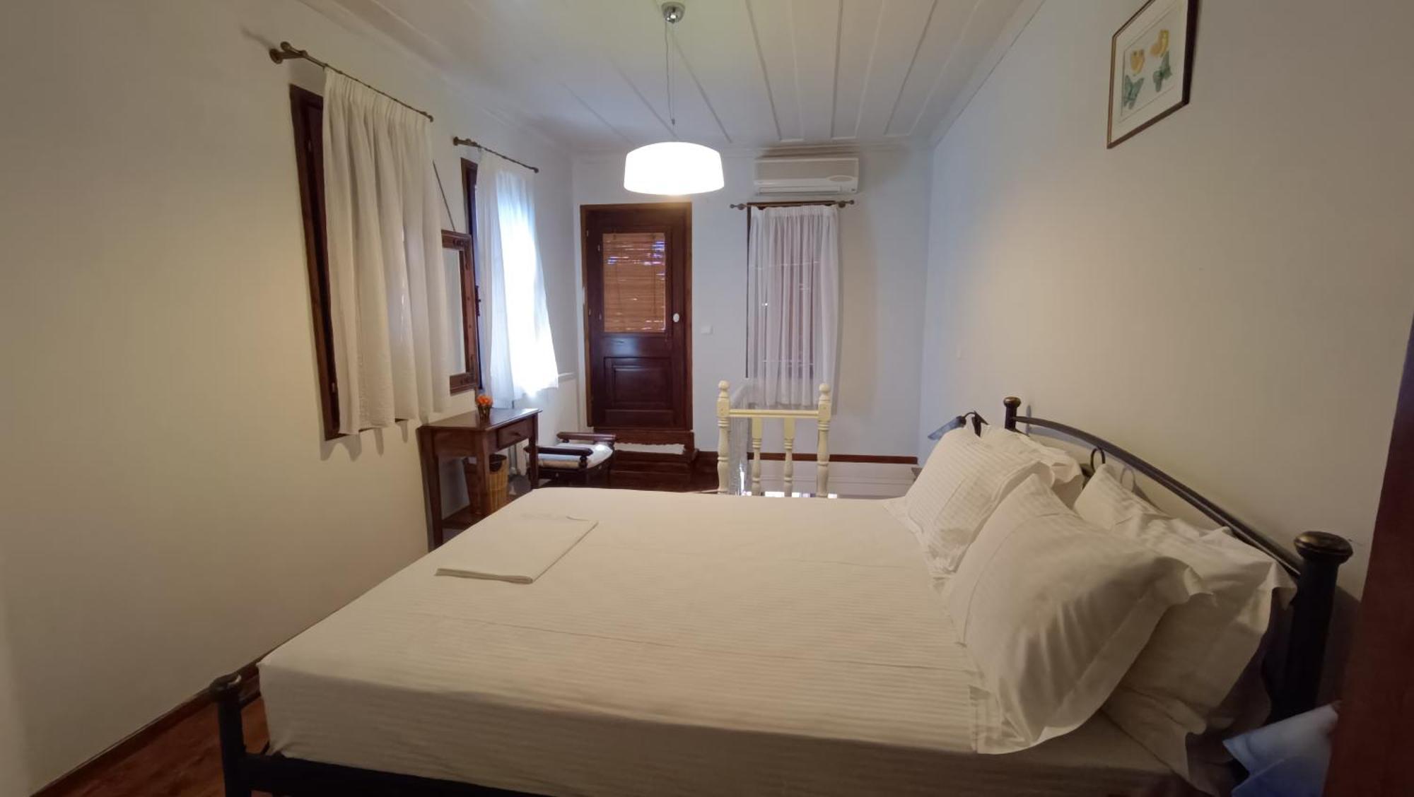 Lesvos Tower House Komninos Sígrion Extérieur photo
